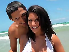 Bella has new bikini, she wears it and makes all men crazy, Juan is a pick up master and he seduces this hot chick who agrees to demonstrate her skill at his home.