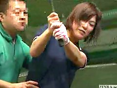 Very hands on Japanese golf lesson