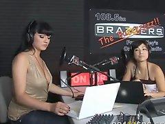 Tattooed stud Scott Nails fucks Ava Rose after she sucks his dick