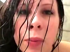 Gianna Michaels Fucked In The Shower