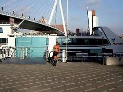 Dutch couple having fun in Rotterdam