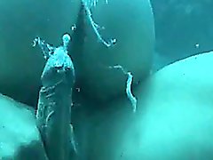 A good fuck underwater