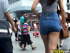 Chinese Girls Beautiful Butt Checked Out